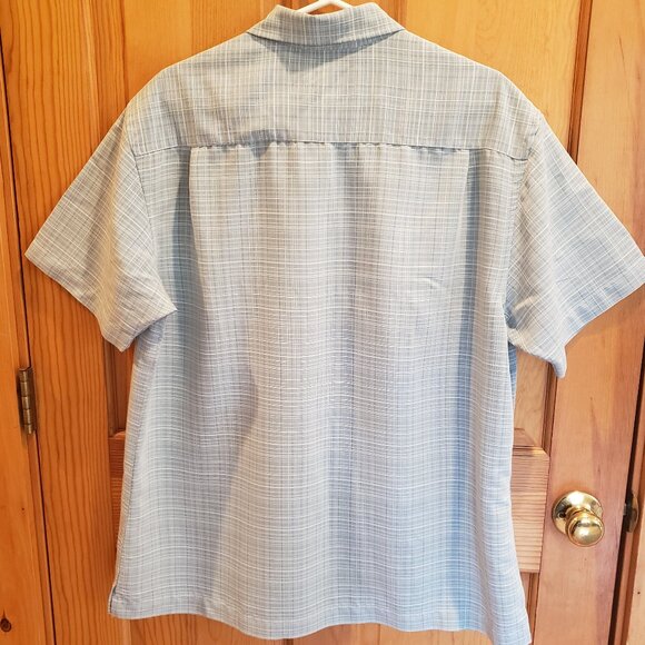 Van Heusen Men's Button-Down Short Sleeve Multitone Blue Geometric Pattern Shirt - Picture 7 of 16